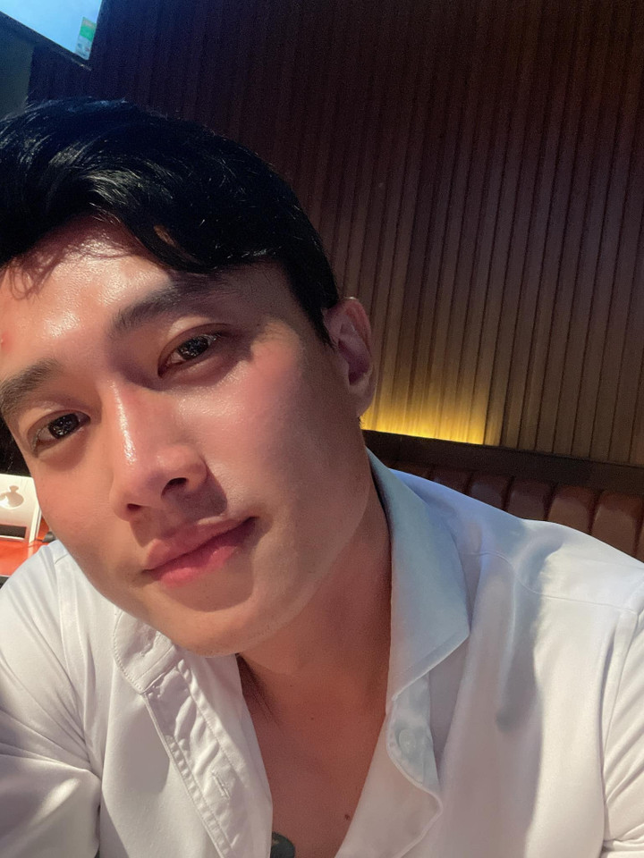 Quốc Trường tiếp tục đăng ảnh "thả thính".