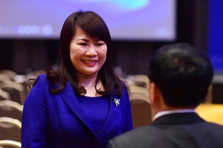Bà Lương Thị Cẩm Tú, nguyên Chủ tịch HĐQT Ngân hàng Eximbank. (Ảnh: EIB)