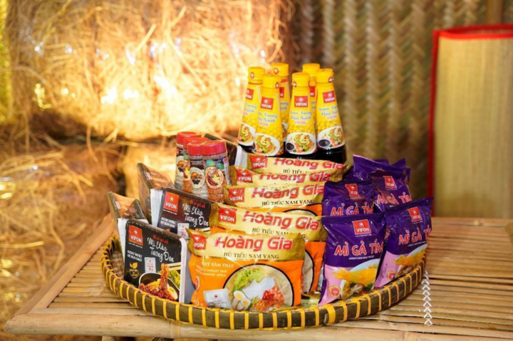 Không dừng lại ở phở, VIFON cũng cho ra đời đa dạng các loại sản phẩm mà vẫn gần gũi với những bữa ăn hàng ngày của người tiêu dùng.