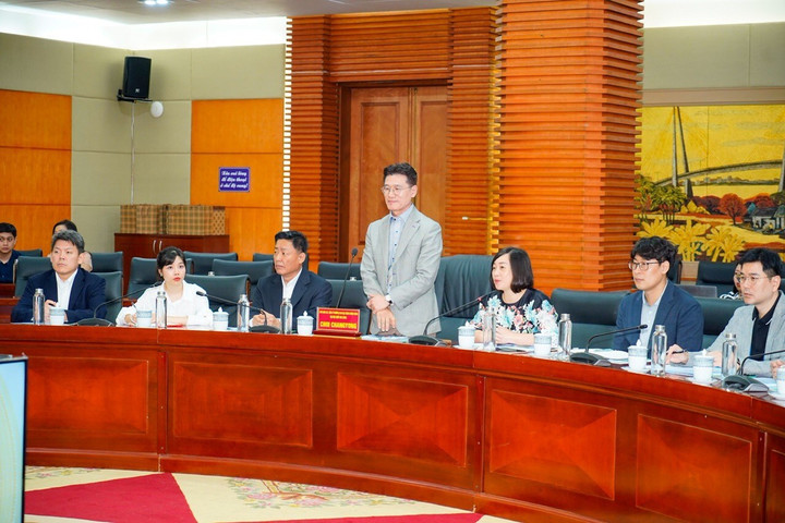 Đại diện doanh nghiệp Hàn Quốc bày tỏ tâm đắc với phương châm của Thành phố, “Sự thành công của các doanh nghiệp là sự phát triển của Hải Phòng”.
