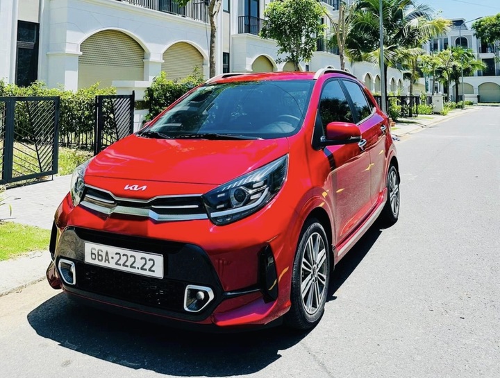 KIA Morning biển ngũ quý 2 đội giá lên đến 2 tỷ đồng.