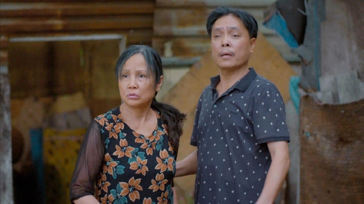 "Cặp lươn chúa" gây ám ảnh nhất phim.