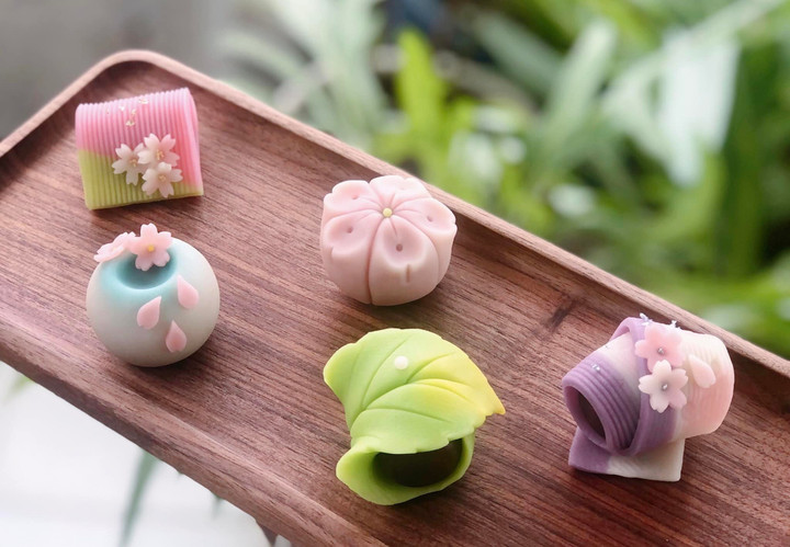 Bánh này chuyên dành cho những ai muốn ngắm hoa anh đào nhưng lại dị ứng phấn hoa.