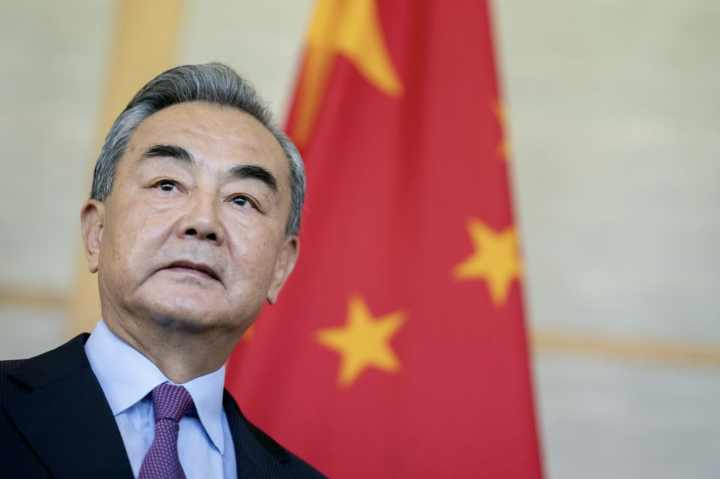 Nhà ngoại giao hàng đầu Trung Quốc Vương Nghị cho biết đã đến lúc Bắc Kinh, Tokyo và Seoul “tập hợp lại và khởi động lại” hợp tác. (Ảnh: Getty)