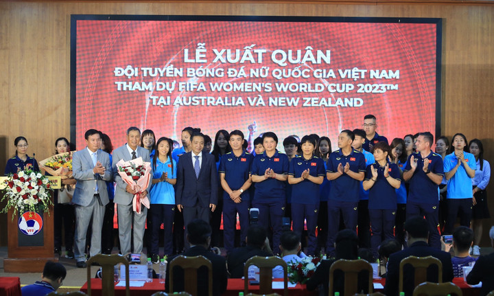 Đội tuyển nữ Việt Nam dự lễ xuất quân World Cup 2023.