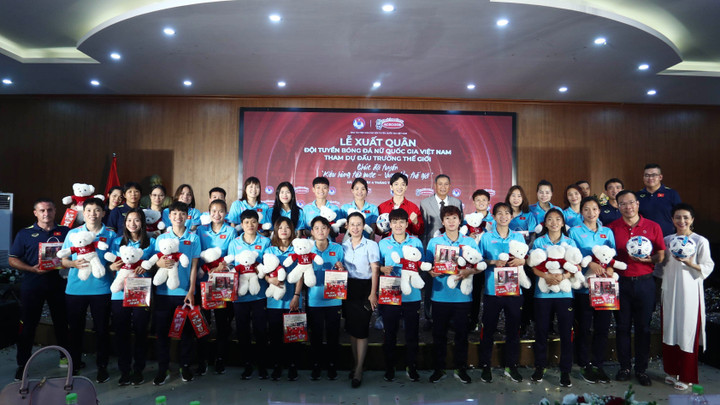 Đội tuyển Việt Nam lên đường dự World Cup vào ngày mai 5/7.