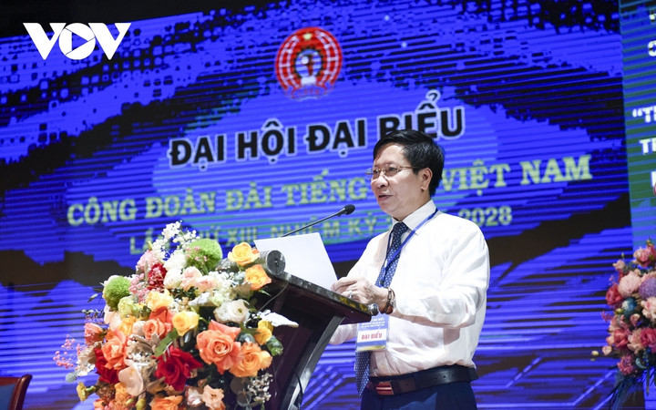 Ông Vũ Hải Quang - Phó Tổng Giám đốc, Chủ tịch Công đoàn Đài TNVN - phát biểu tại phiên họp thứ nhất.