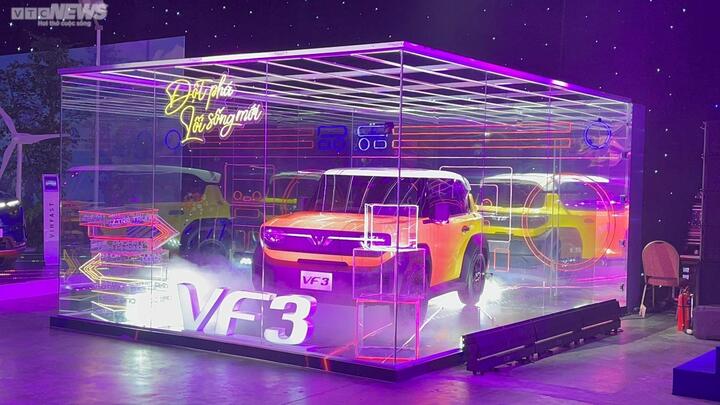 Mẫu xe điện mini VF3 vừa được ra VinFast ra mắt.