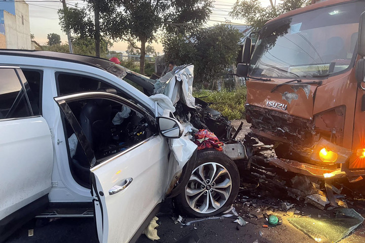 Hiện trường vụ tai nạn. Ảnh: Ngọc Long