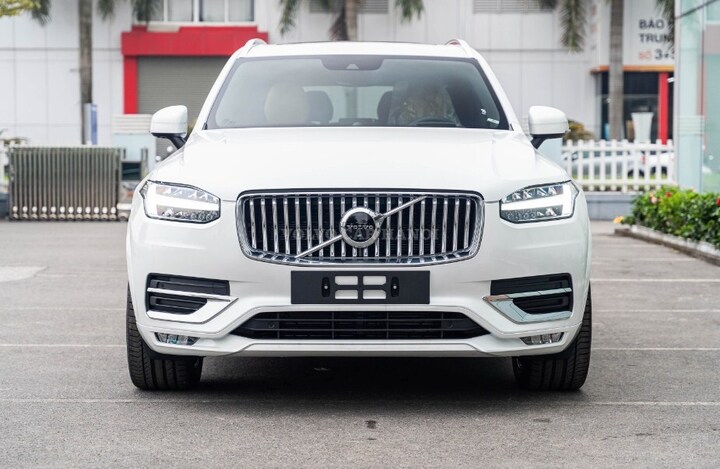 XC90 là mẫu SUV cỡ lớn và sang trọng của Volvo. (Ảnh: Volvo Vietnam)