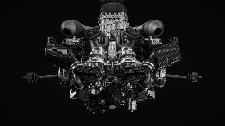 Vốn được thừa hưởng từ dòng hypercar Koenigsegg Jesko, hiệu suất của động cơ HV8 lên đến 2.300 mã lực và 2.750 Nm. Giá trị của tùy chọn này khoảng 400.000 USD.
