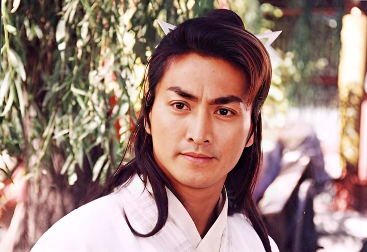 Bạn biết gì về cuộc đời thăng trầm, đường tình trắc trở của 'Triển Chiêu đẹp nhất màn ảnh'? - 3