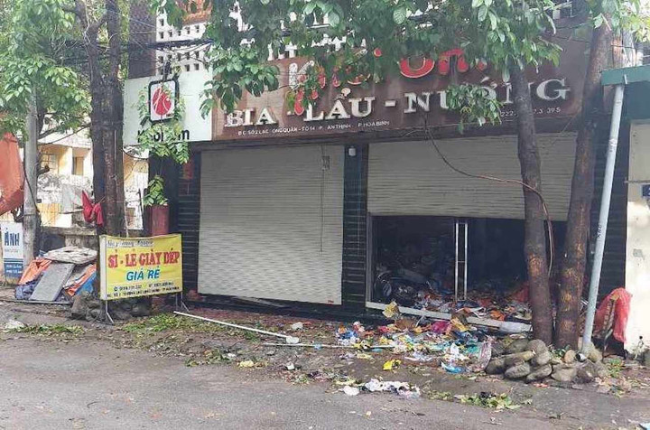 Ngôi nhà xảy ra hỏa hoạn.