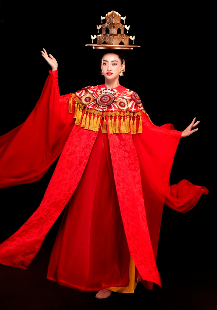 Lương Thùy Linh khoe múa mâm giữa 100 quốc gia và lọt top 12 Miss World 2019.