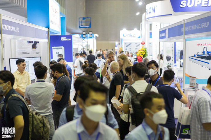 Triển lãm HVACR Vietnam là một trong những sự kiện thương mại thường niên thu hút đông đảo khách tham quan chuyên ngành.