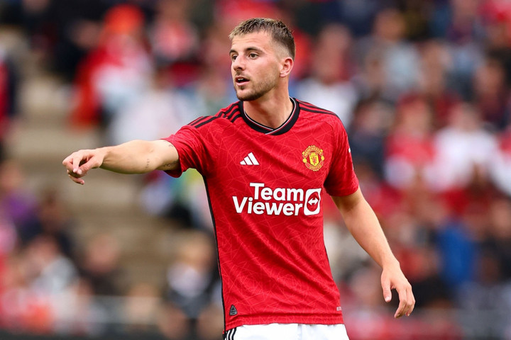 Man Utd đấu giao hữu với Lyon.