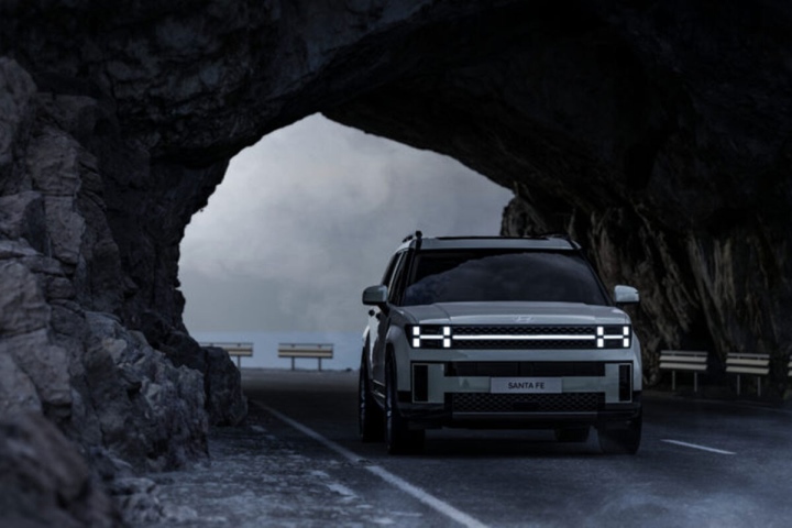 Hyundai Santa Fe 2024 lộ diện, đậm phong cách Land Rover - 4