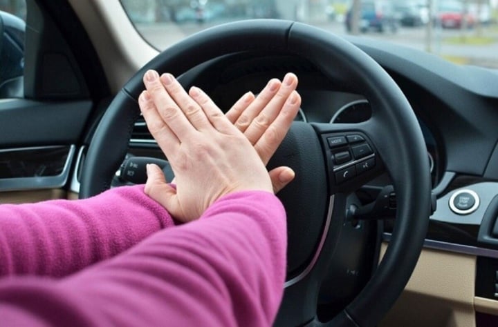 Những nguyên nhân khiến ô tô mất lái và cách xử lý an toàn - 2
