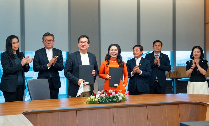 Quang cảnh lễ ký kết hợp tác chiến lược giữa Tập đoàn Surbana Jurong và Kim Oanh Group.