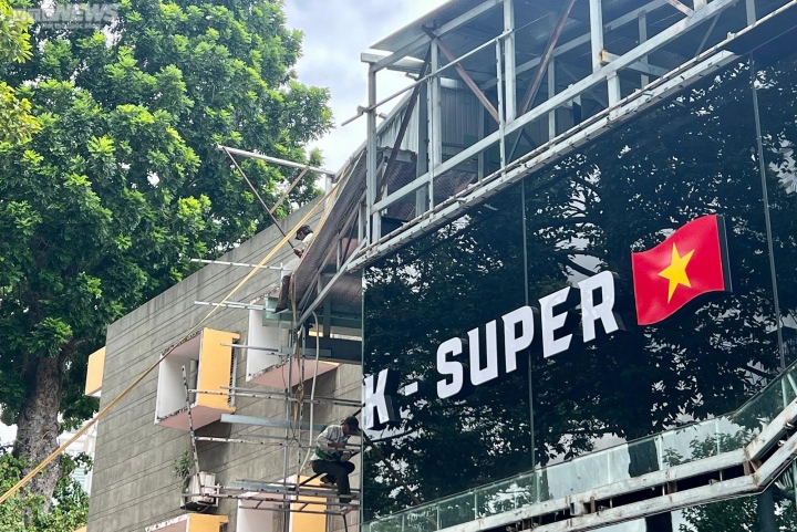Showroom K-Super của 'trùm siêu xe' Phan Công Khanh bị dỡ bỏ - Ảnh 6.