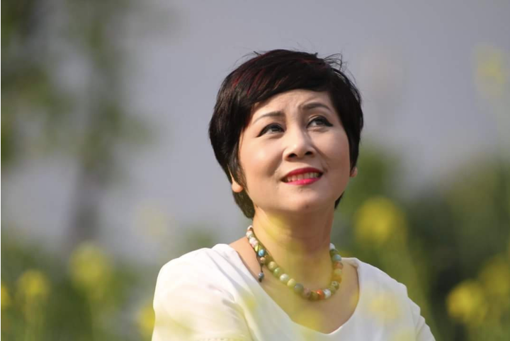 NSND Minh Hằng.