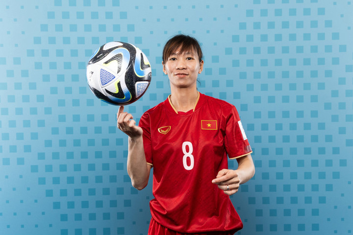 Tuyển nữ Việt Nam bắt đầu hành trình tại World Cup nữ 2023 bằng trận đấu với tuyển Mỹ lúc 8h00 ngày 22/7. Thầy trò HLV Mai Đức Chung chạm trán Hà Lan và Bồ Đào Nha ở 2 lượt trận cuối cùng.