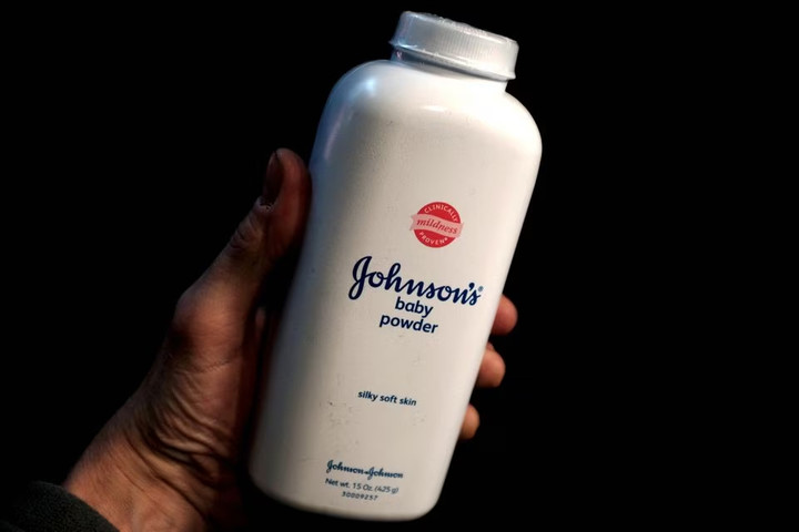 Phấn rôm của Johnson & Johnson.