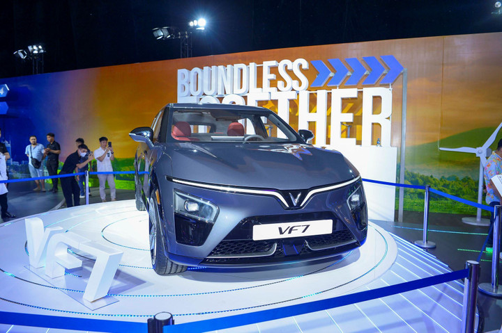 Bùng nổ chuỗi sự kiện âm nhạc và công nghệ đỉnh cao của VinFast tại Nha Trang - 3