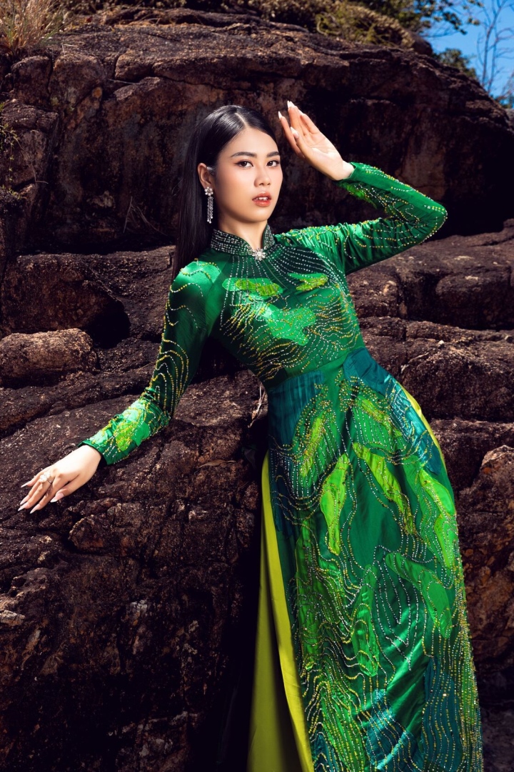 Top 40 thí sinh Miss World Vietnam khoe sắc trong tà áo dài trước đêm chung kết - 9