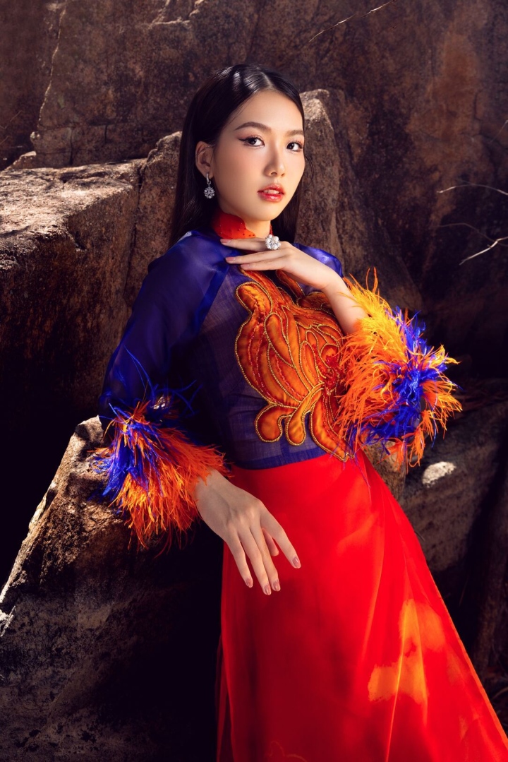Top 40 thí sinh Miss World Vietnam khoe sắc trong tà áo dài trước đêm chung kết - 12