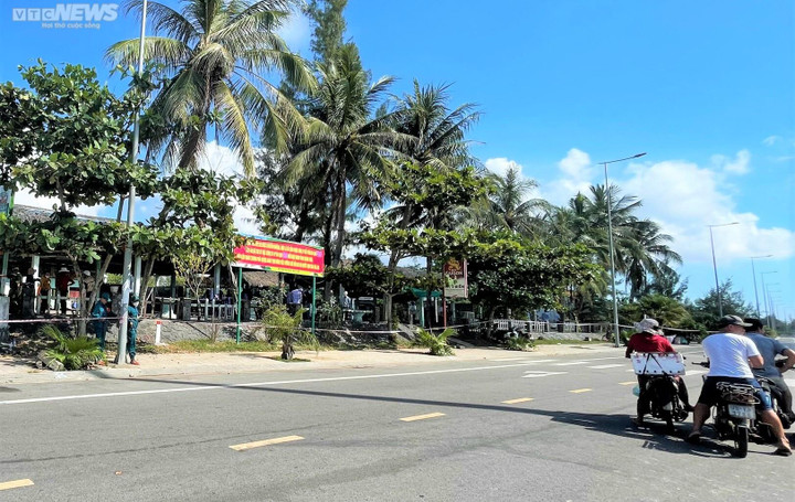 Cận cảnh cưỡng chế, thu hồi hơn 27.700m2 'đất vàng' ven biển Quảng Ngãi - 7