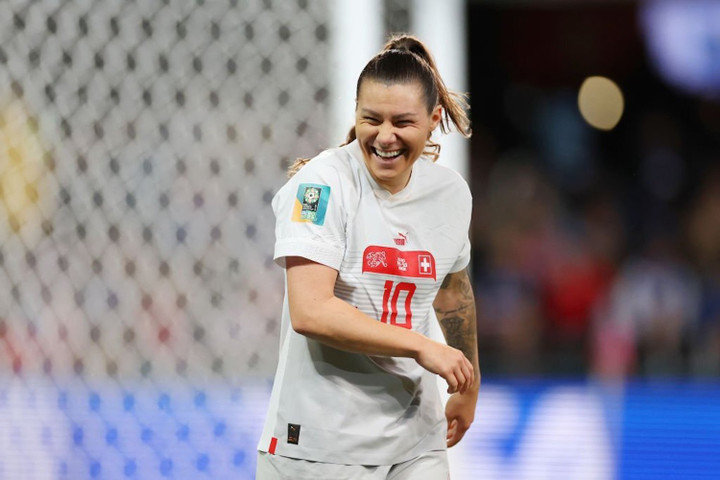 Đội tuyển nữ Thuỵ Sỹ chạm trán Na Uy.