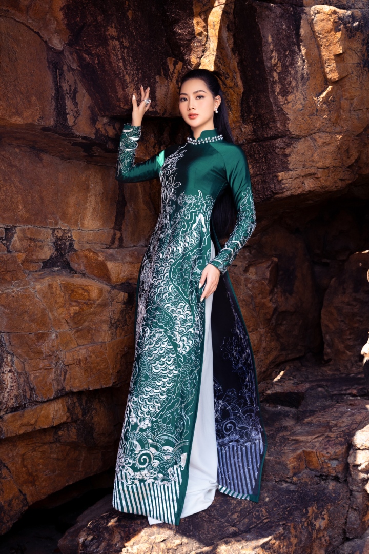 Top 40 thí sinh Miss World Vietnam khoe sắc trong tà áo dài trước đêm chung kết - 30