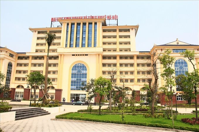 Trường Đại học Kinh doanh và Công nghệ Hà Nội tuyển sinh liên thông đại học năm 2023 - 1