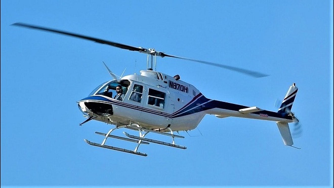 Trực thăng lao xuống hồ ở Mỹ, toàn bộ hành khách thiệt mạng - 1