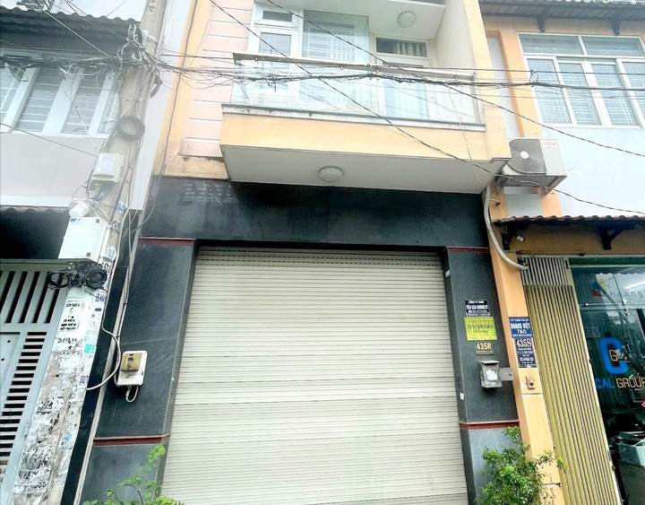 Công ty TNHH Yến sào Hubnest xuất hóa đơn trị giá hơn 34.000 tỷ đồng trong 7 ngày cho HSC. (Ảnh: Châu An)