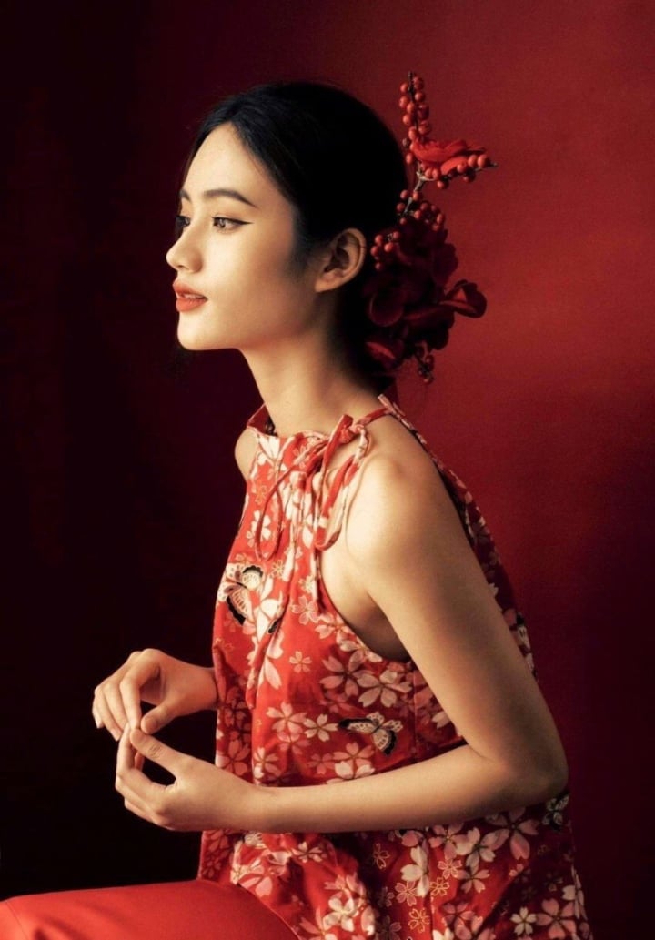 Nhan sắc đời thường của Tân Hoa hậu Thế giới Việt Nam Huỳnh Trần Ý Nhi - 17