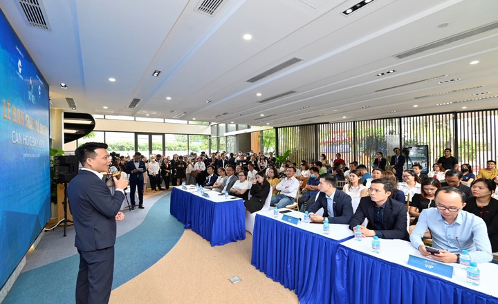 Cư dân C-Sky View vui mừng nhận sổ hồng sau nửa năm nhận nhà - 6