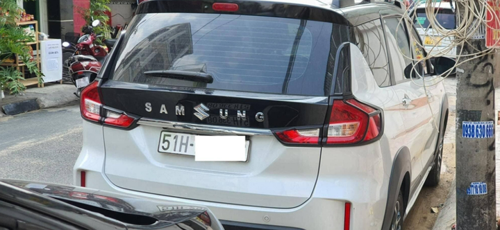 Người am hiểu về ô tô sẽ thấy ngay điểm sai trong bức ảnh - 1