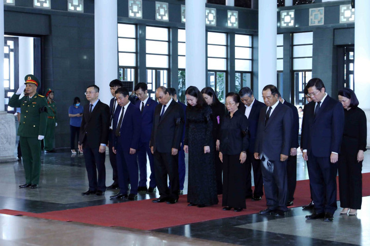 Lãnh đạo Đảng, Nhà nước viếng nguyên Phó Thủ tướng Nguyễn Khánh - 3