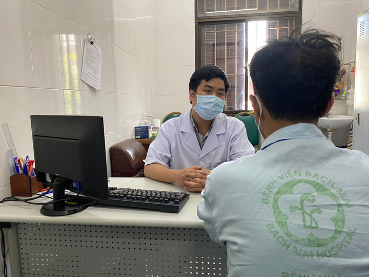 Chơi game 12 tiếng/ngày, nam sinh phải nhập viện tâm thần - 1