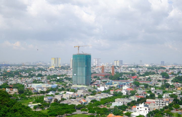 Ảnh chụp thực tế dự án nhìn từ núi Châu Thới cách dự án chỉ 1km.