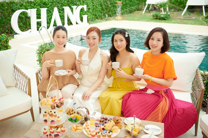 Tại đây, vợ chồng cô có những khoảnh khắc thư thái, bình yên bên nhau. Họ cũng thường xuyên tiếp đón nhiều bạn bè là doanh nhân, nghệ sĩ đến tham dự những bữa tiệc VIP.