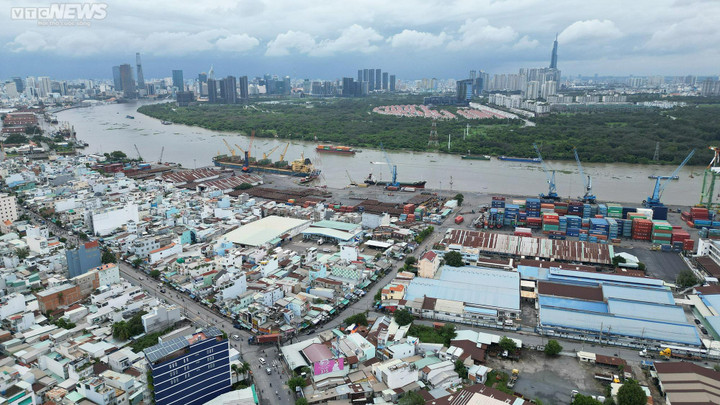 Việc xây dựng cầu Thủ Thiêm 4 sẽ tạo điều kiện thu hút đầu tư, thúc đẩy phát triển khu đô thị mới Thủ Thiêm và khu đô thị, cụm cảng phía Nam thành phố.