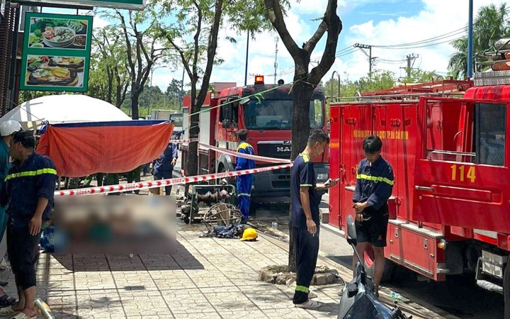 Hiện trường vụ việc 1 công nhân thoát nước tử vong, 4 người ngạt khí. (Ảnh: HT)