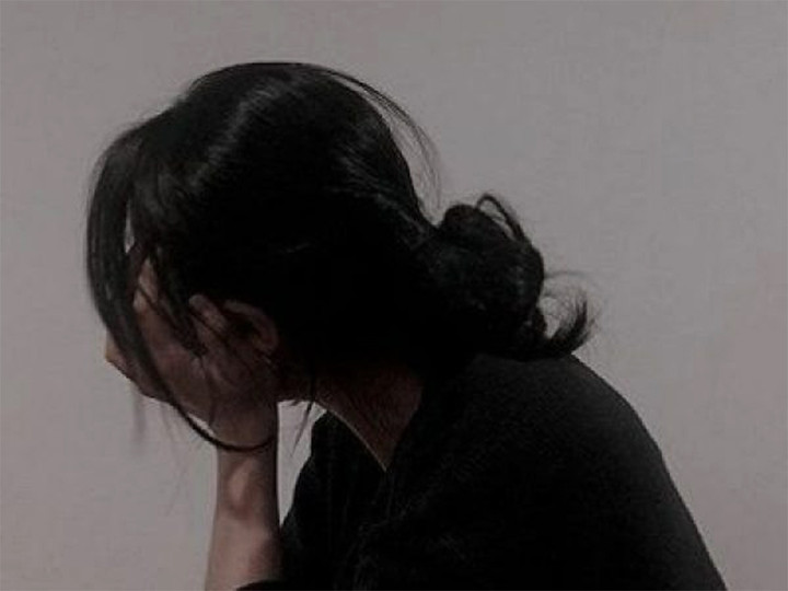 Em tôi muốn vào đại học nhưng mẹ cứ ép đi xuất khẩu lao động. (Ảnh minh họa)