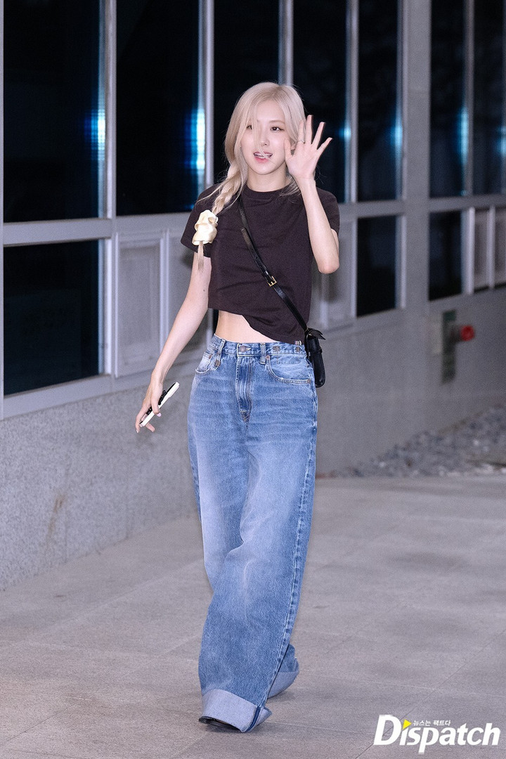 Hình ảnh đầu tiên của BLACKPINK đến Hà Nội biểu diễn - 8