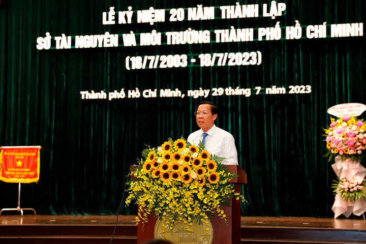 Chủ tịch Phan Văn Mãi yêu cầu Sở TN&MT và các cơ quan liên quan triển khai ngay các nội dung chỉ đạo của Bộ trưởng Bộ TN&MT Đặng Quốc Khánh.