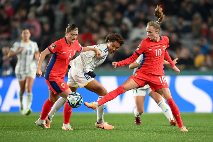 Đội tuyển Na Uy hoàn toàn áp đảo đối thủ.