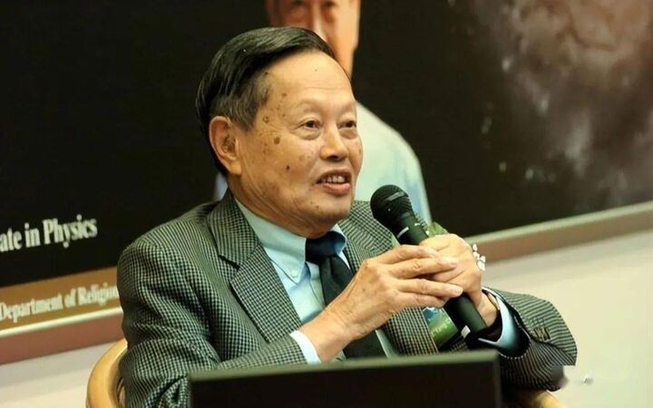 Trong 4 bí quyết trường thọ của giáo sư, bất ngờ không hề có thói quen tập thể dục. (Nguồn: Sohu)